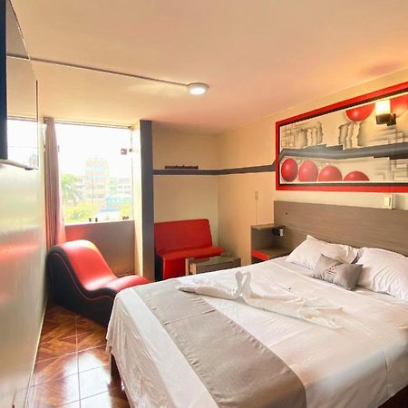 Las Bermudas - Hostal Callao Ngoại thất bức ảnh